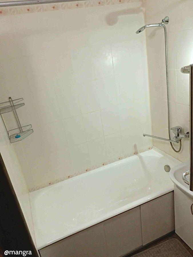 Kozzy Apartment In Kiev City Center Lu7 Kültér fotó