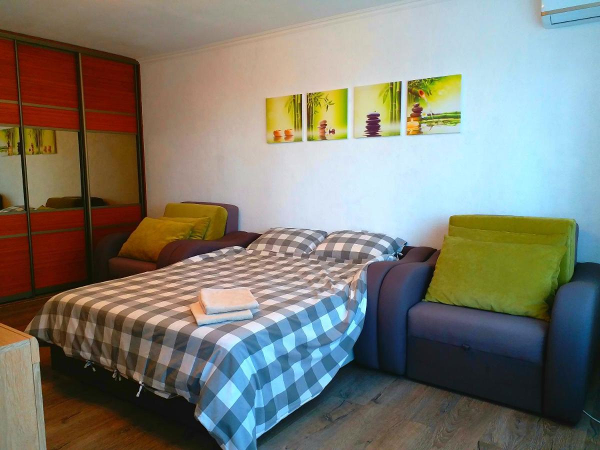 Kozzy Apartment In Kiev City Center Lu7 Kültér fotó