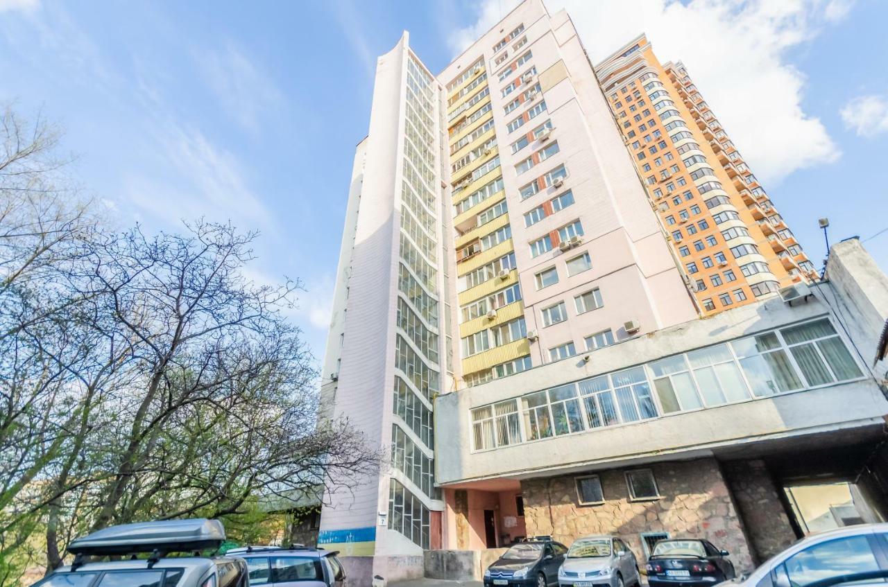 Kozzy Apartment In Kiev City Center Lu7 Kültér fotó